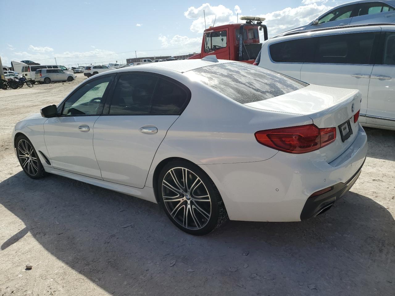 WBAJE5C54JWA92481  bmw 5 series 2017 IMG 1