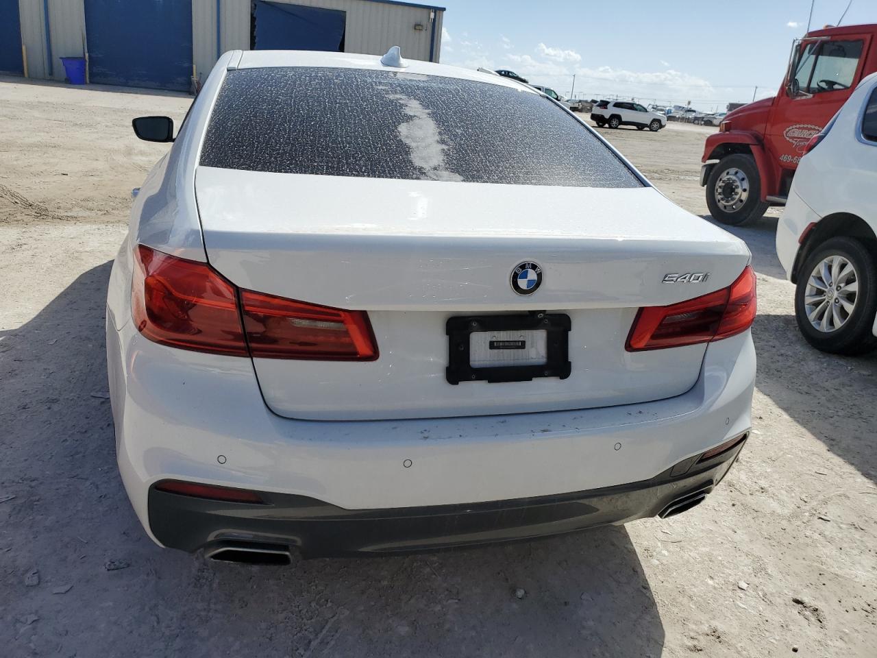 WBAJE5C54JWA92481  bmw 5 series 2017 IMG 5