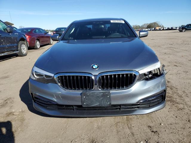 WBAJA7C58JWC76832  bmw 5 series 2018 IMG 4