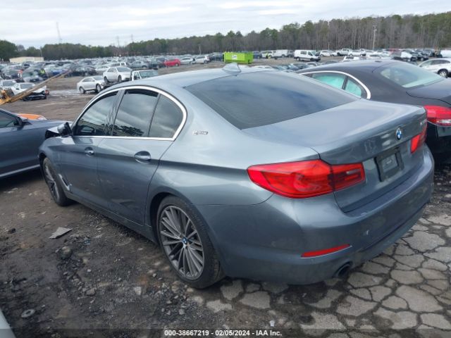 WBAJA9C52KB388768  bmw 5 series 2018 IMG 2