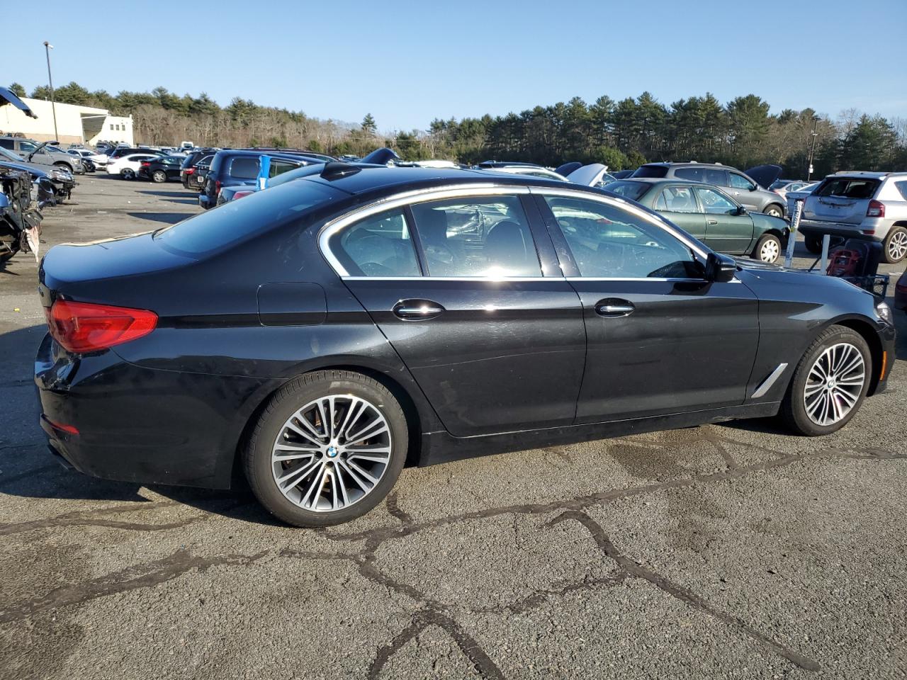 WBAJE7C52JWC57147  bmw  2018 IMG 2