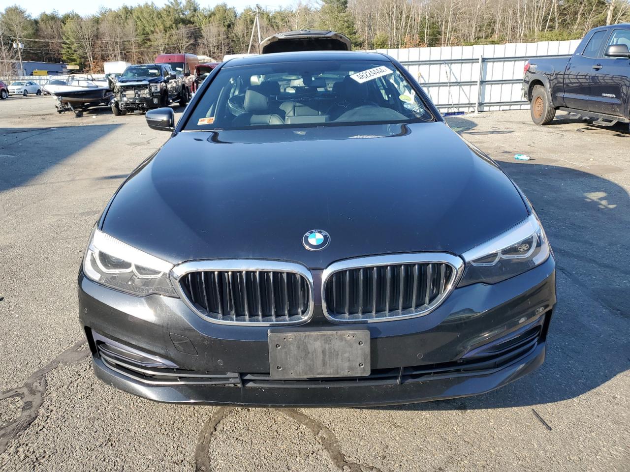 WBAJE7C52JWC57147  bmw  2018 IMG 4