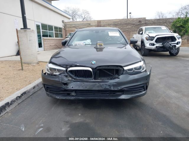 WBAJA5C59KWW31428  bmw 5 series 2019 IMG 5