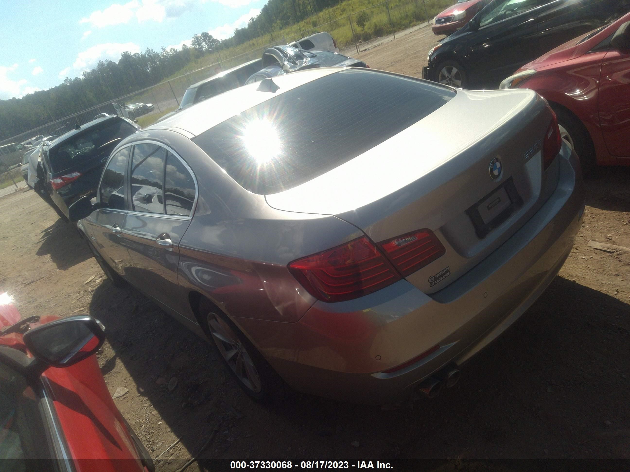 WBA5A5C59FD518954  bmw 5er 2015 IMG 2