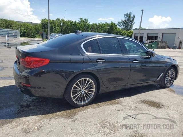 WBAJE5C56JWA93390  bmw 5er 2018 IMG 2