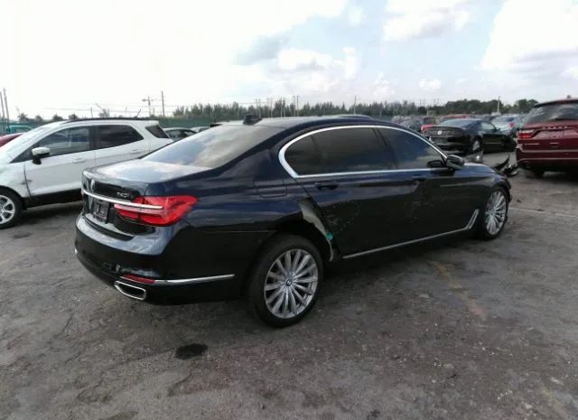 WBA7E2C51JG742318  bmw 7 series 2018 IMG 3