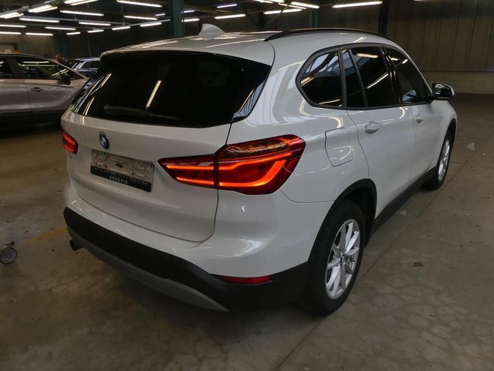 WBAHT710105G33305  bmw x1 2017 IMG 2