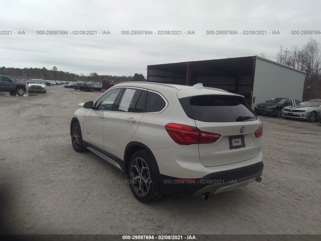 WBXHT3C32H5F78137  bmw x1 2017 IMG 2