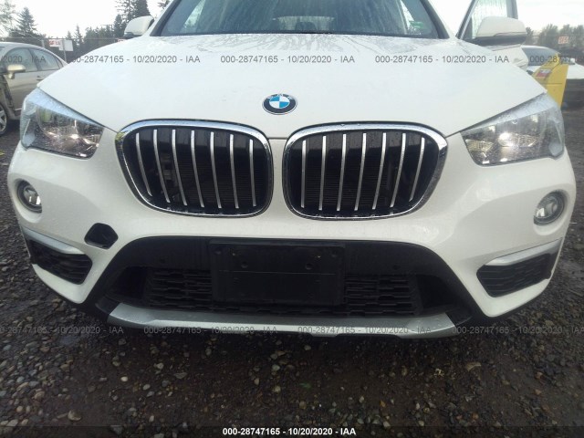 WBXHT3C35H5F68685  bmw x1 2017 IMG 5