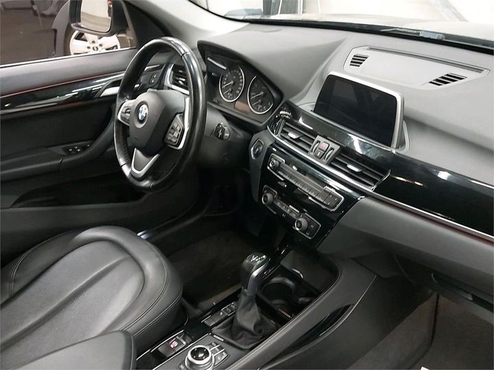 WBAHT710805J46115  bmw x1 2017 IMG 3