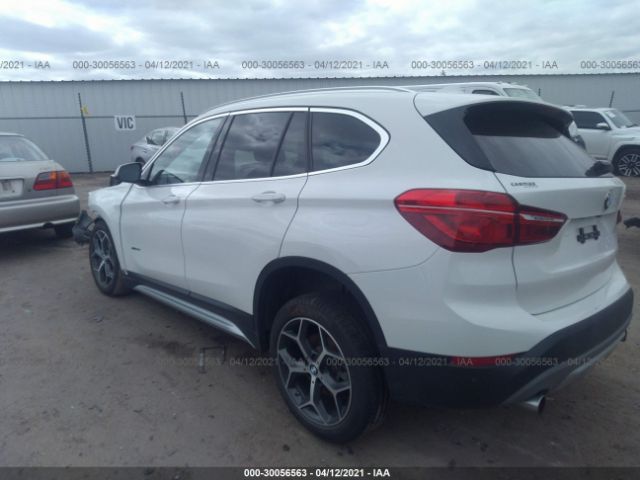 WBXHT3C32J5F93257  bmw x1 2018 IMG 2