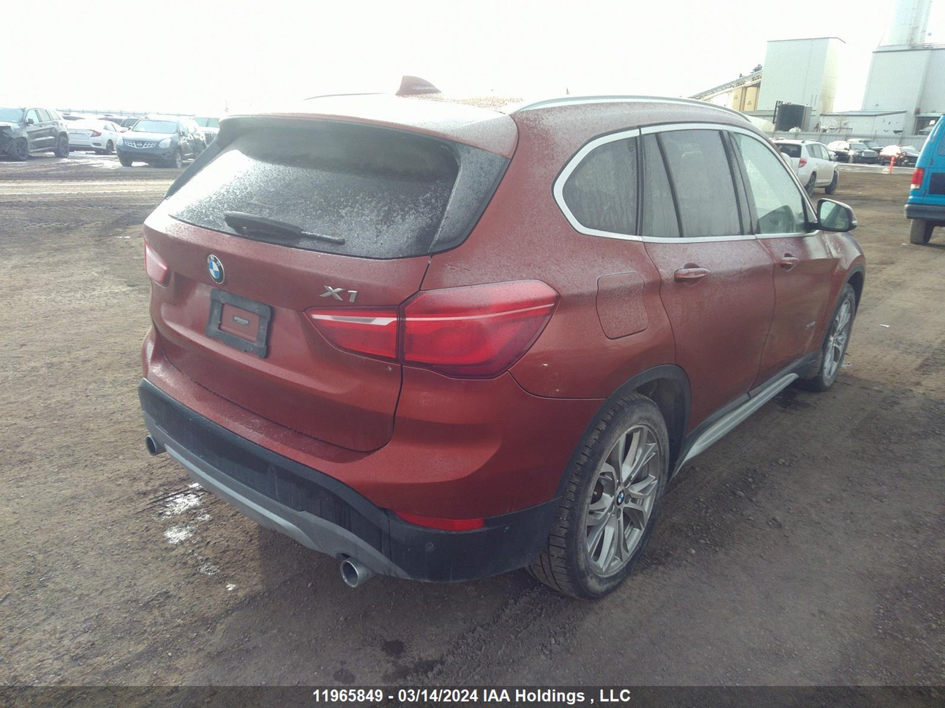 WBXHT3C37J5F92539  bmw x1 2018 IMG 3