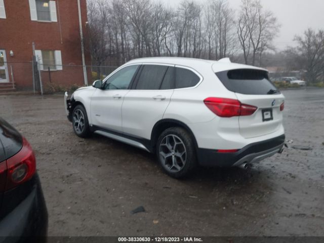 WBXHT3C36J5K31686  bmw x1 2018 IMG 2