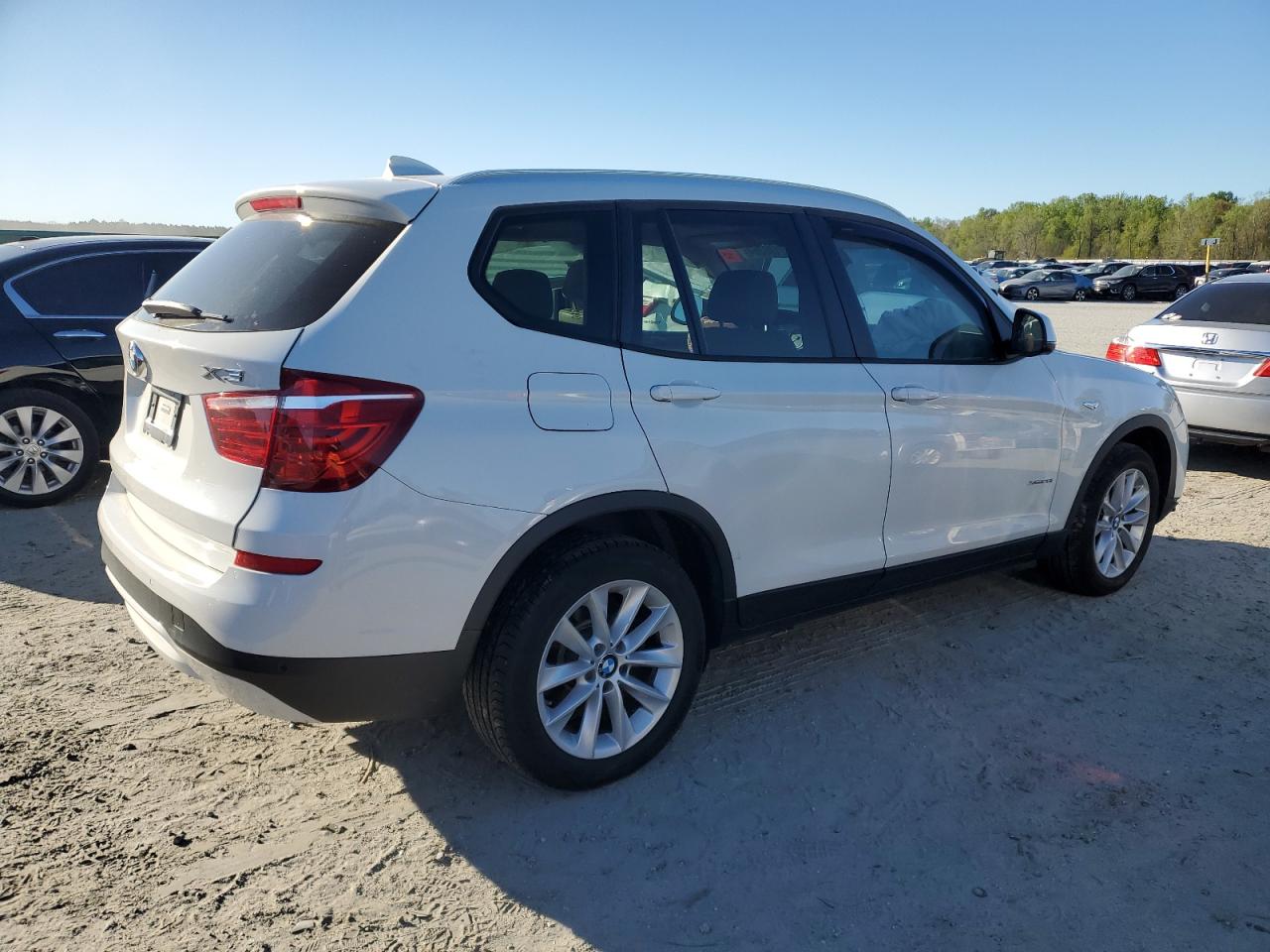 5UXWX9C52H0D97936  bmw x3 2016 IMG 2