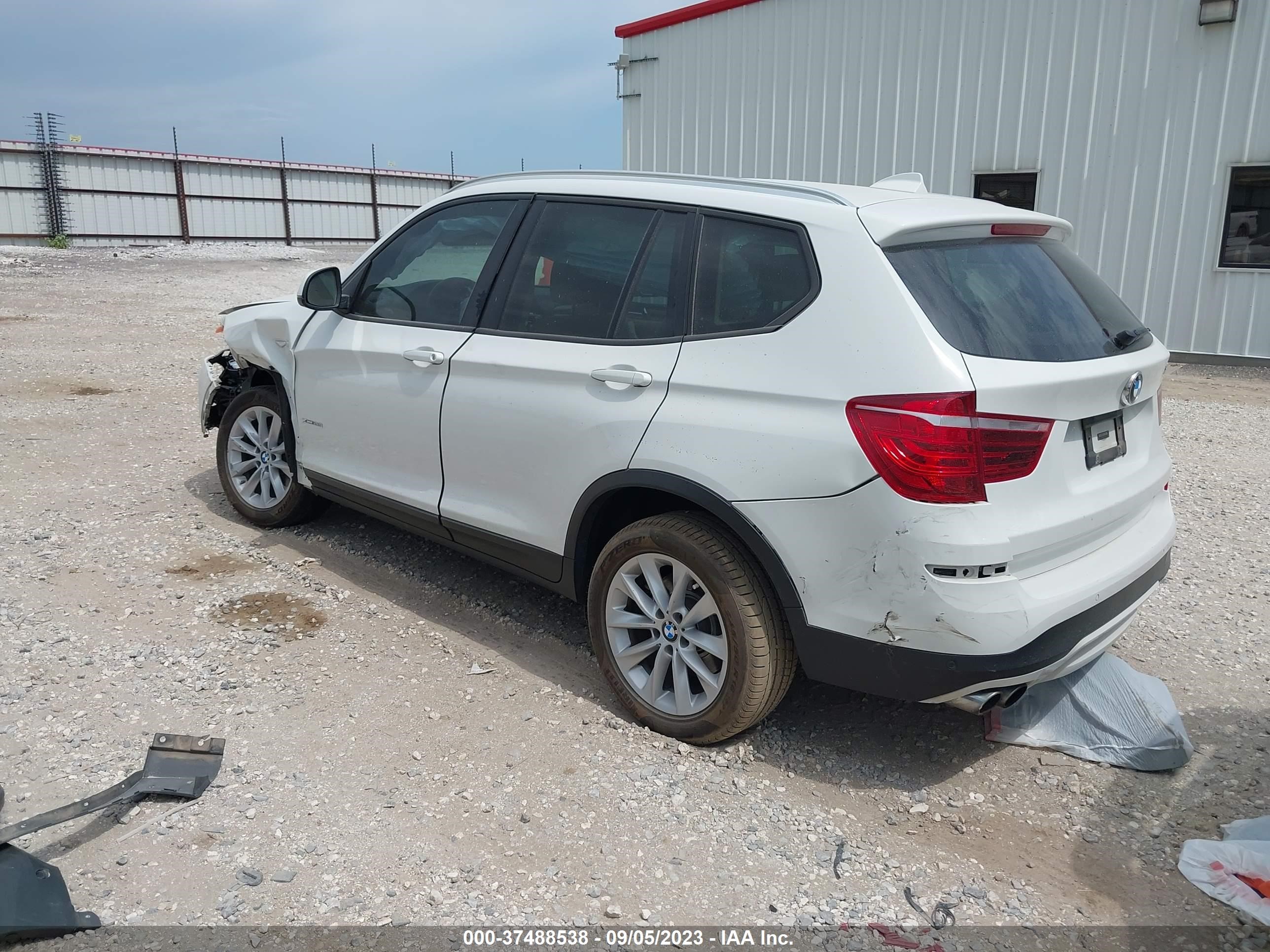 5UXWX9C53G0D89438  bmw x3 2016 IMG 2