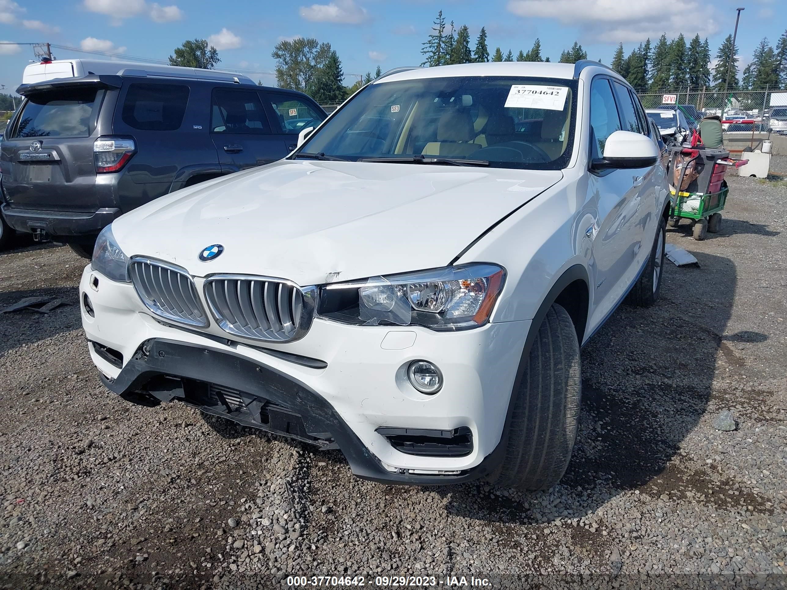 5UXWX9C55G0D93393  bmw x3 2016 IMG 1