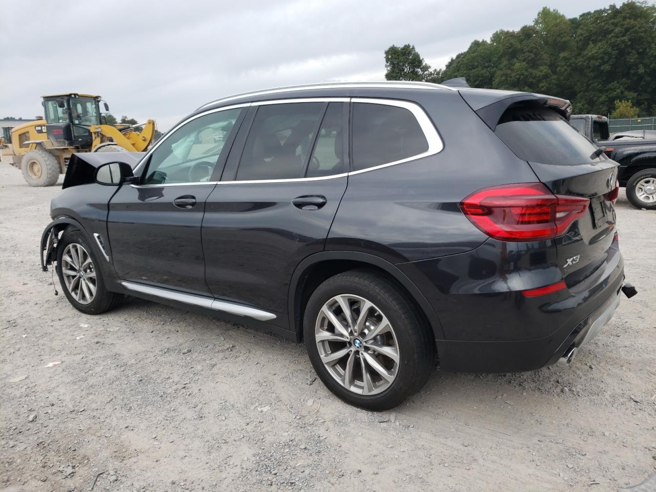 5UXTR7C55KLF32950  bmw x3 2019 IMG 1