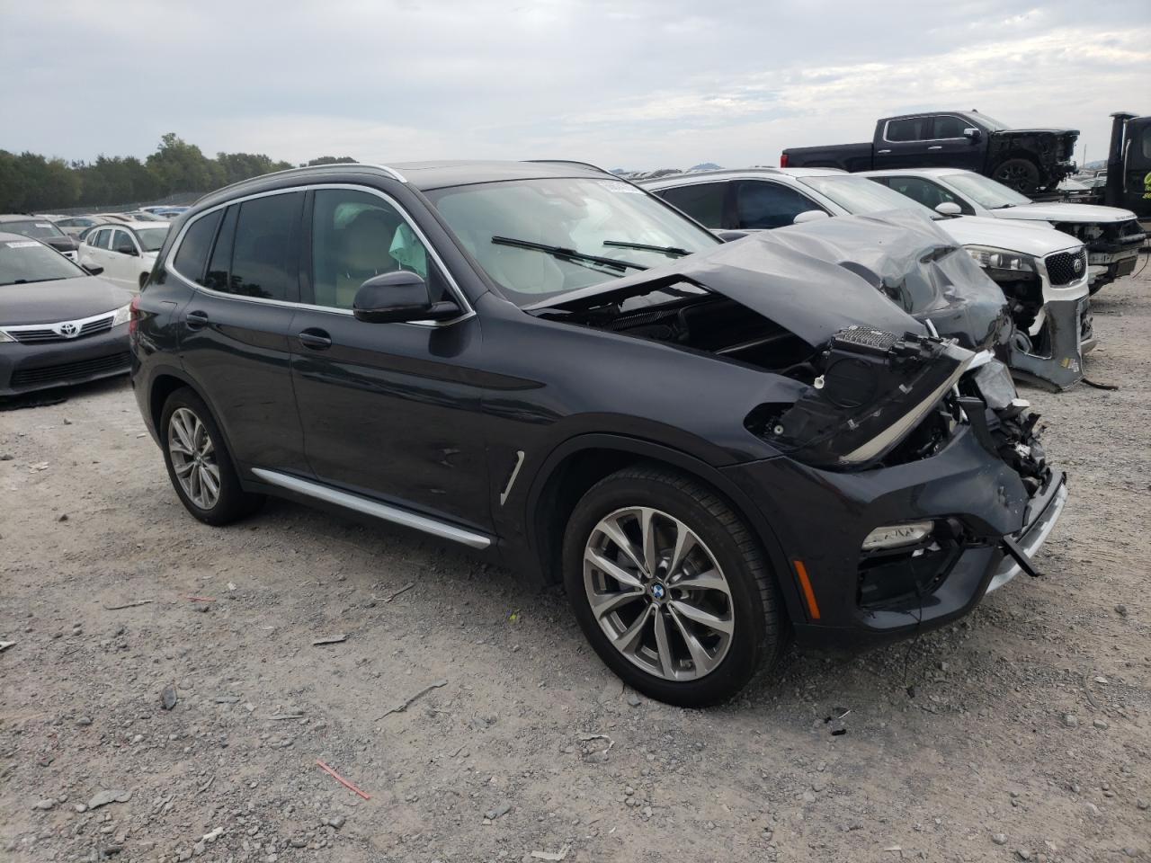 5UXTR7C55KLF32950  bmw x3 2019 IMG 3