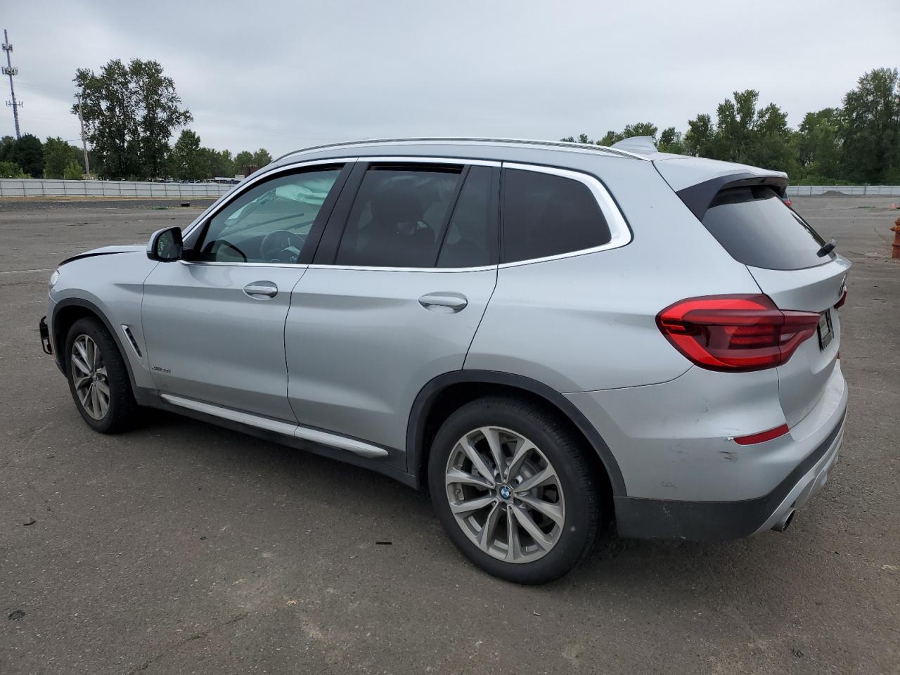 5UXTR9C53JLD62291  bmw x3 2018 IMG 1