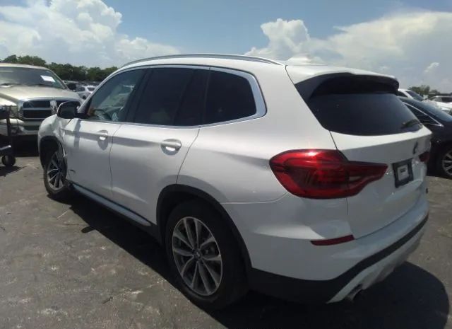 5UXTR9C5XJLD61297  bmw x3 2018 IMG 2