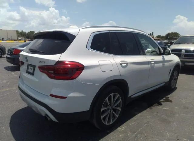 5UXTR9C5XJLD61297  bmw x3 2018 IMG 3