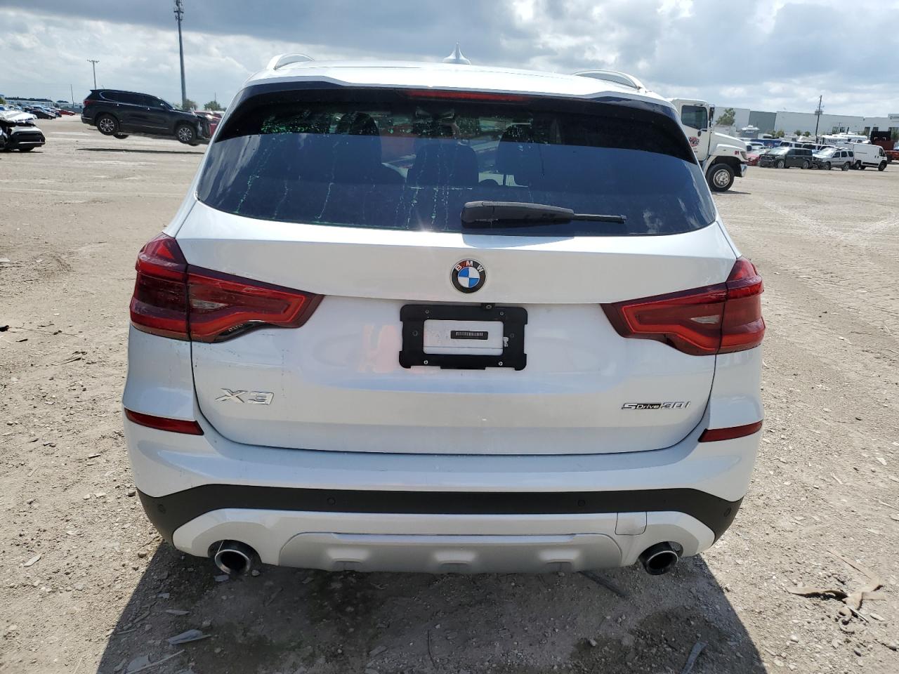 5UXTR7C55KLF35881  bmw x3 2019 IMG 5