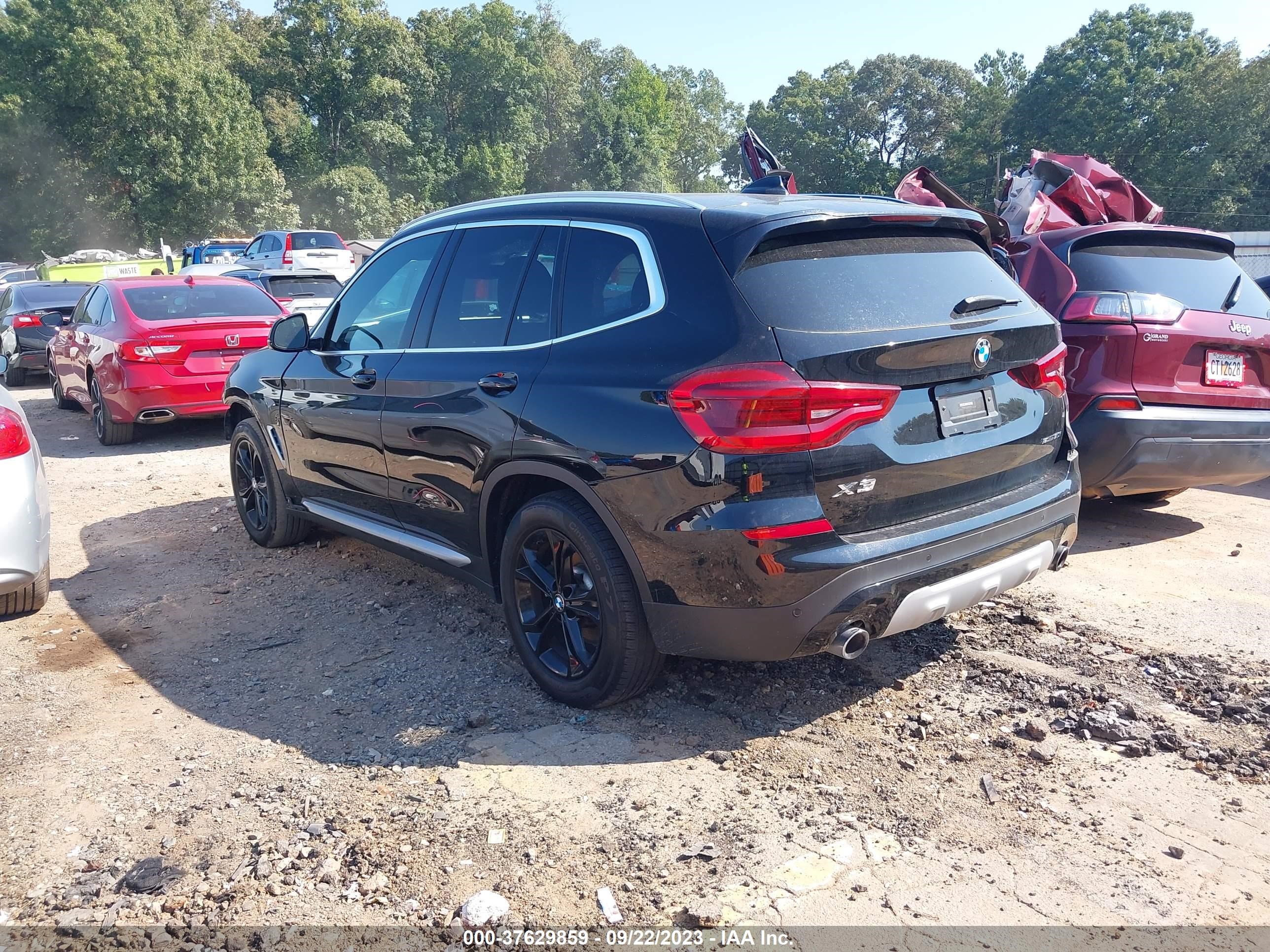 5UXTR7C56KLR43738  bmw x3 2019 IMG 2