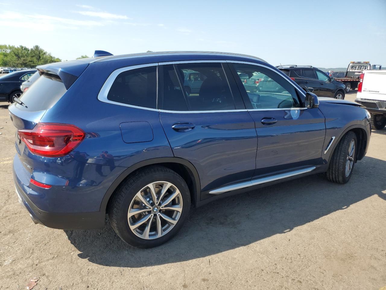 5UXTR9C50KLP91743  bmw x3 2019 IMG 2