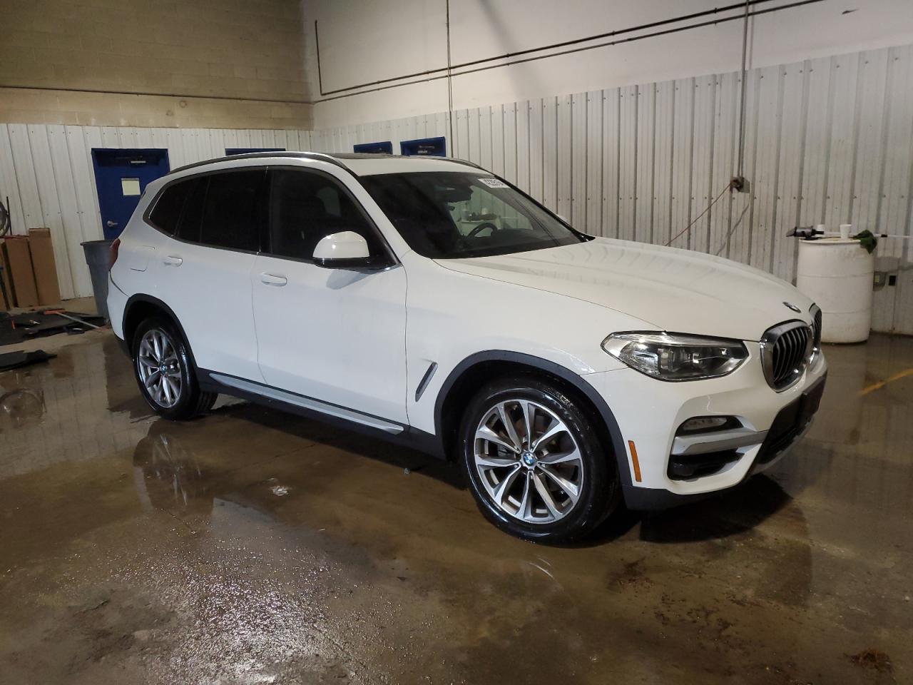 5UXTR9C52KLR09100  bmw x3 2019 IMG 3