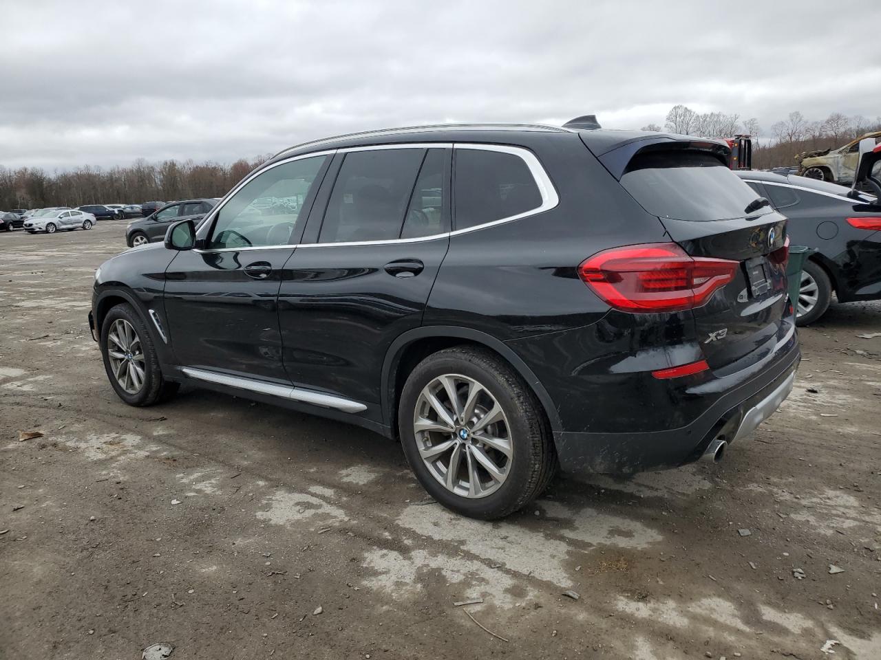 5UXTR9C5XKLP95511  bmw x3 2019 IMG 1