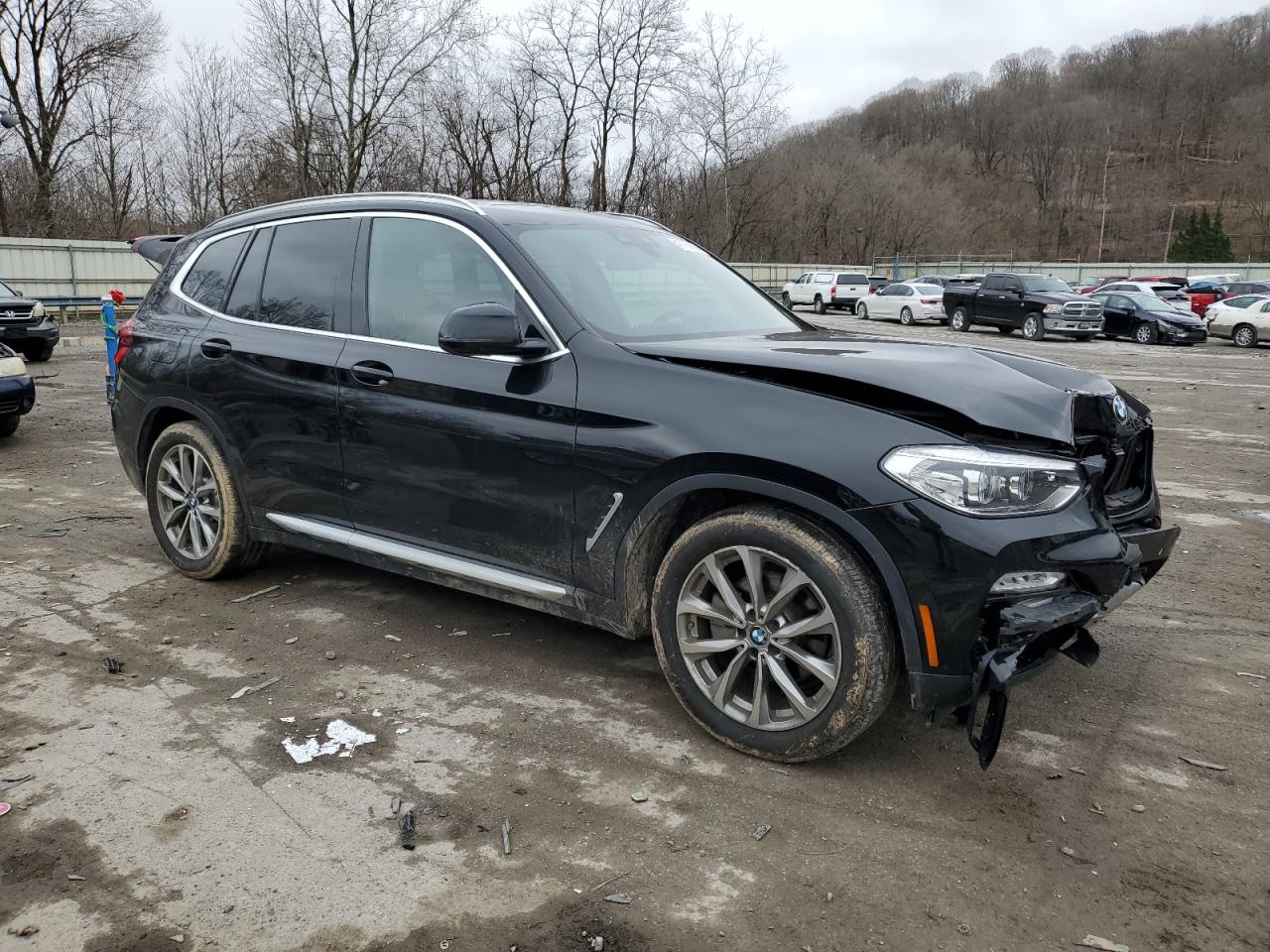 5UXTR9C5XKLP95511  bmw x3 2019 IMG 3