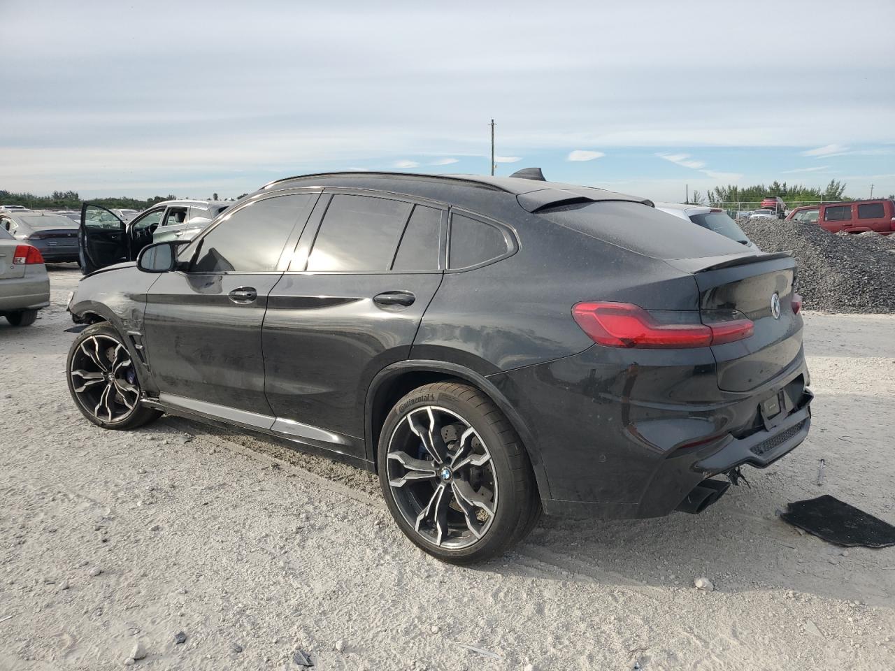 5YMUJ0C08M9G61703  bmw x4 m 2021 IMG 1