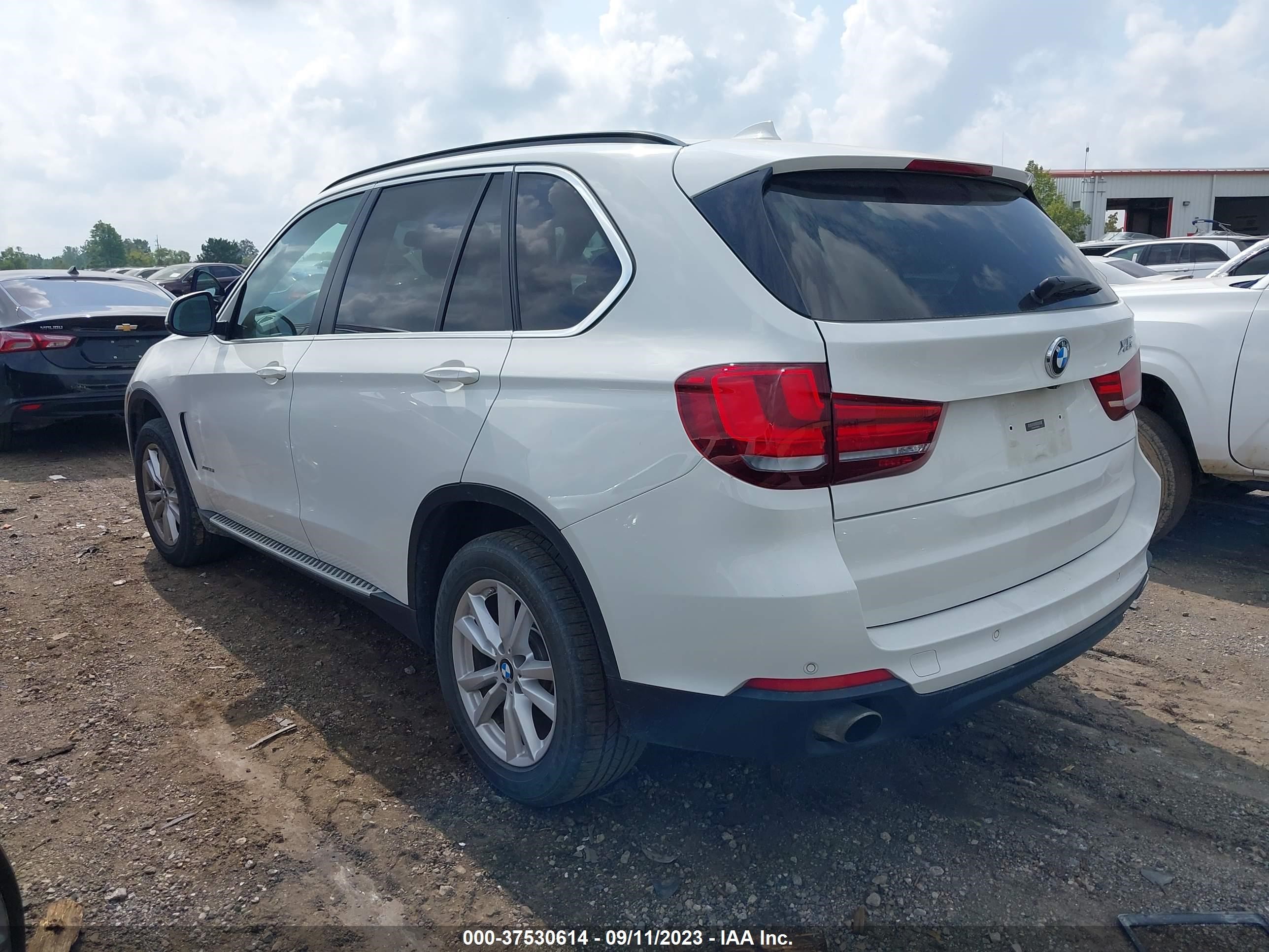 5UXKR0C53F0K59241  bmw x5 2015 IMG 2