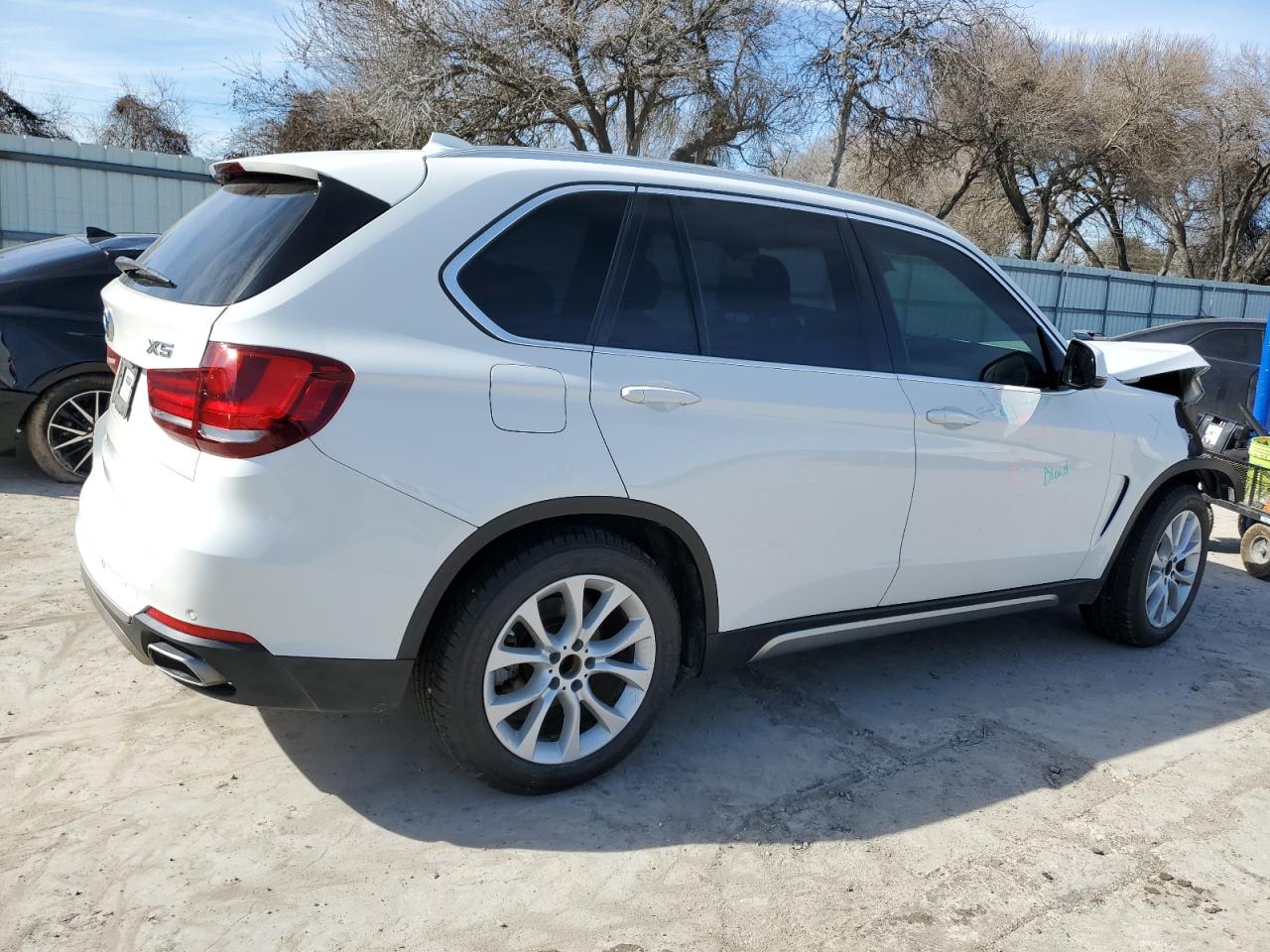 5UXKR2C5XJ0X08306  bmw x5 2017 IMG 2