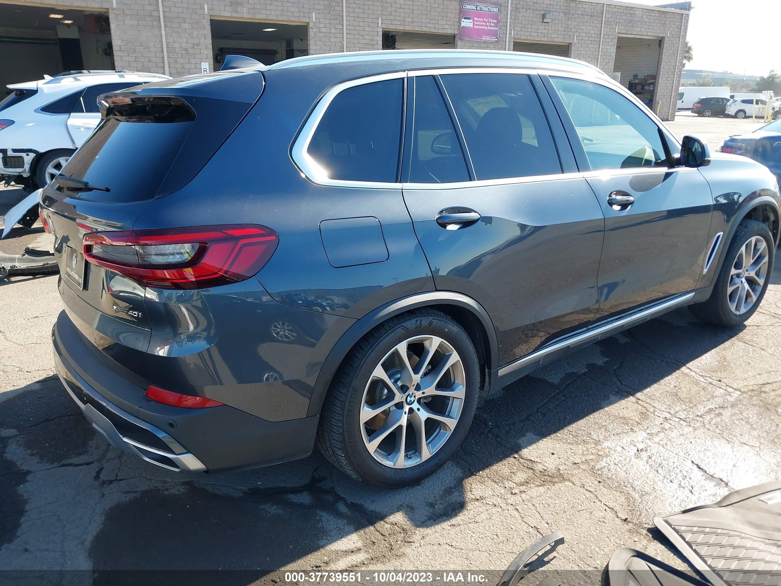 5UXCR6C57KLL00826  bmw x5 2019 IMG 3