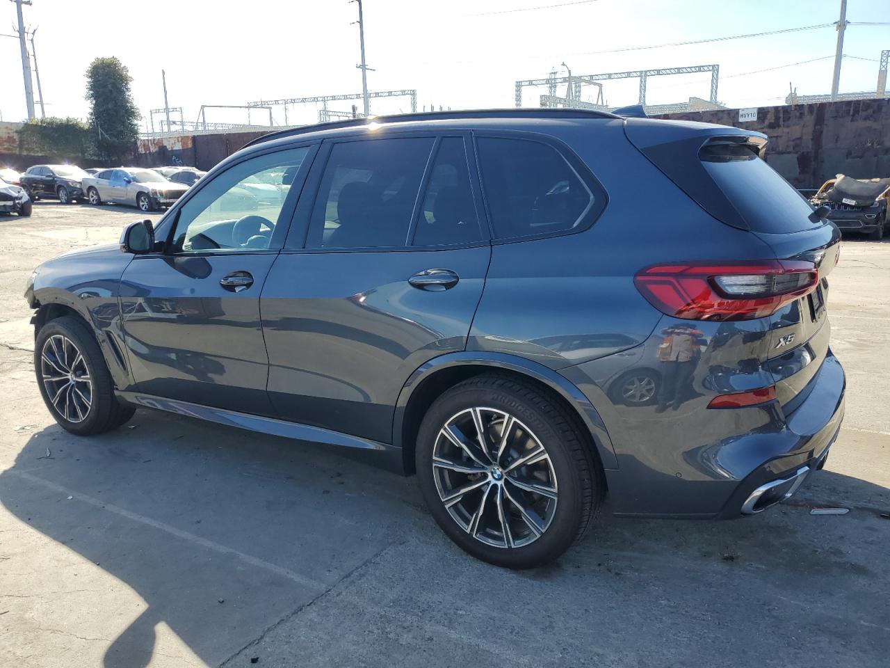 5UXCR6C57KLL02415  bmw x5 2019 IMG 1