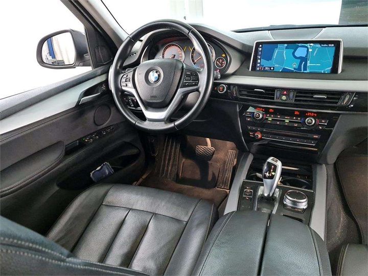 WBAKT410900Y38434  bmw x5 2018 IMG 3