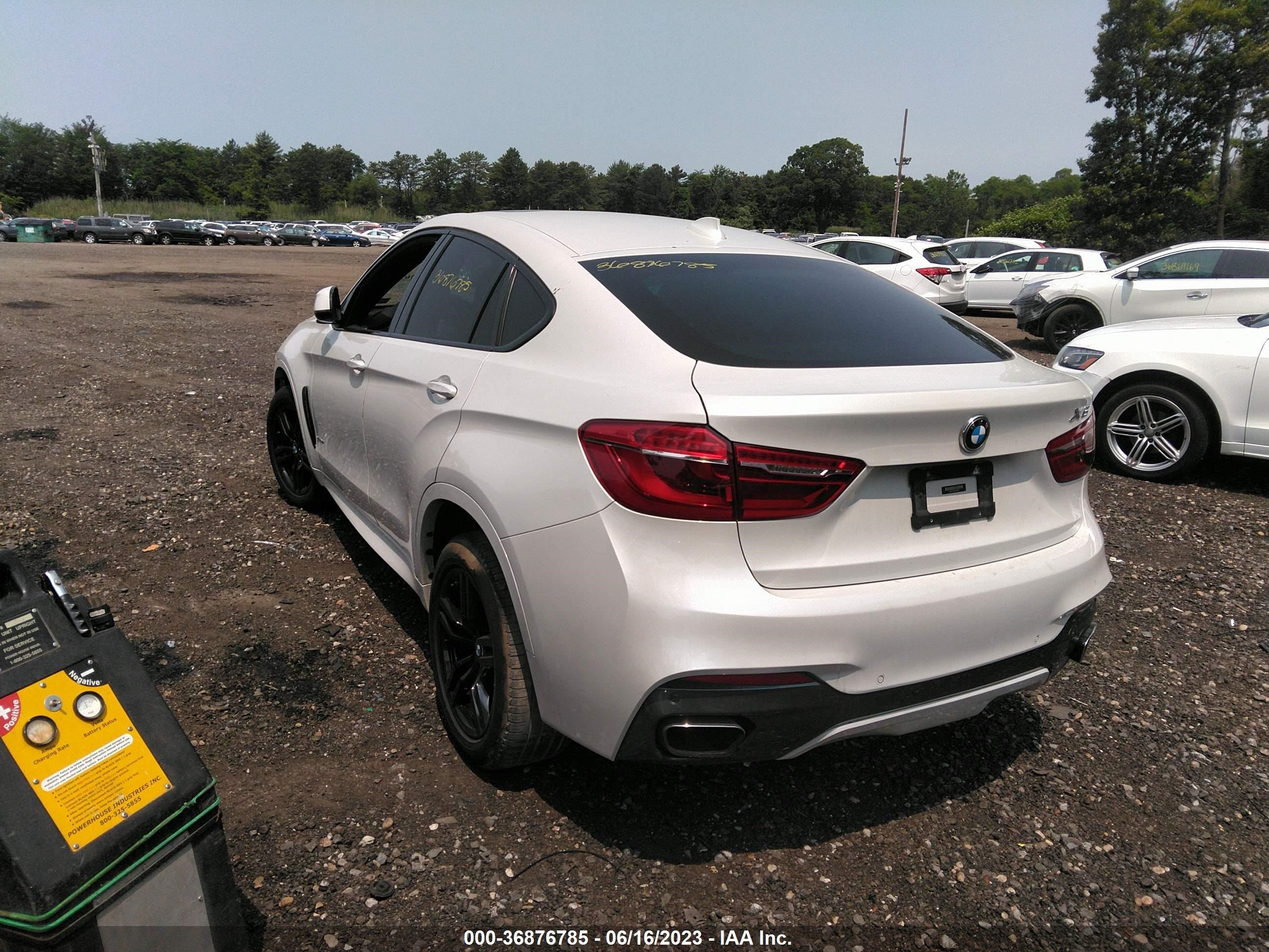 5UXKU2C5XG0N83007  bmw x6 2016 IMG 2