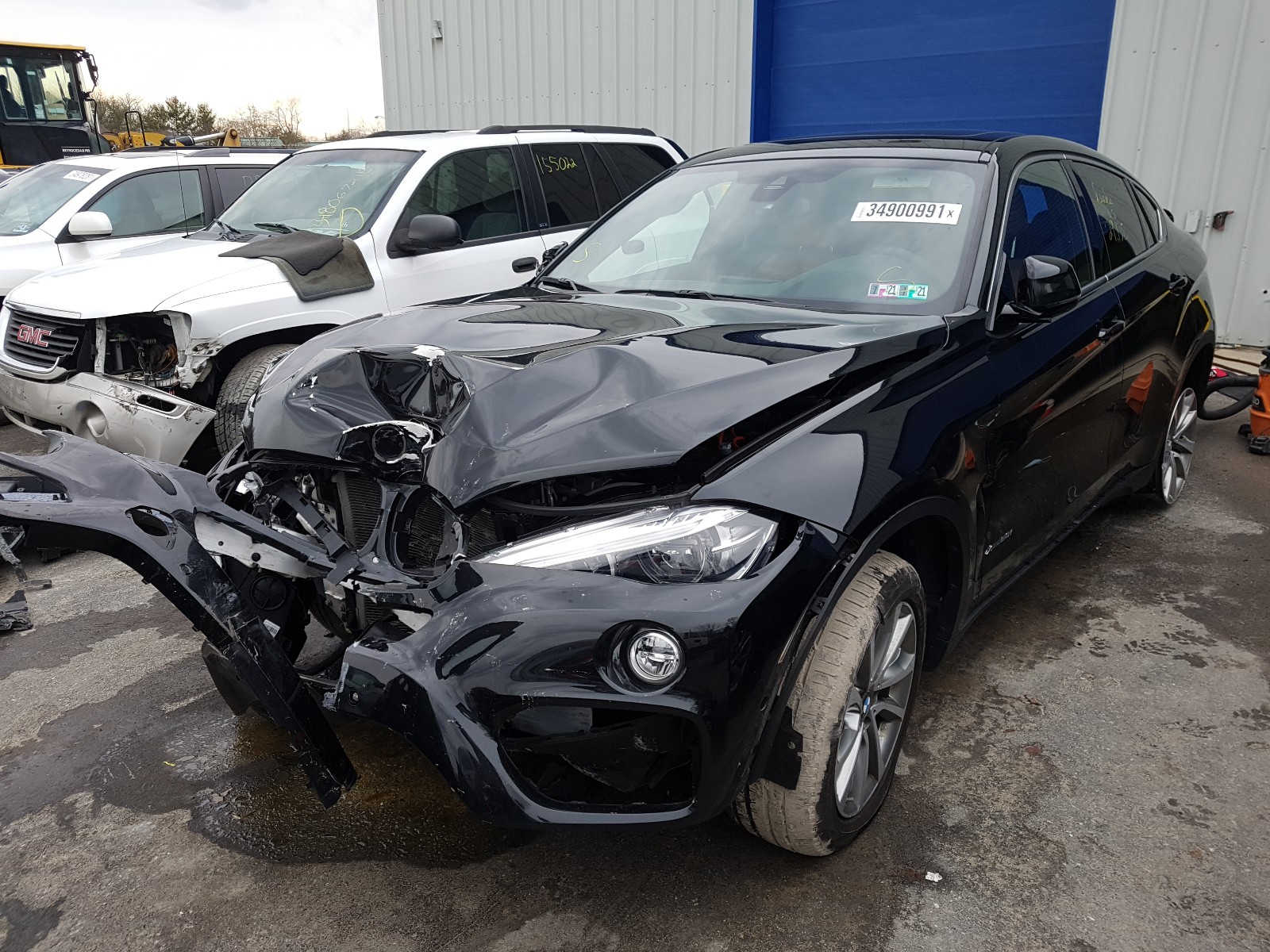 5UXKU6C58K0Z67044  bmw x6 2018 IMG 1