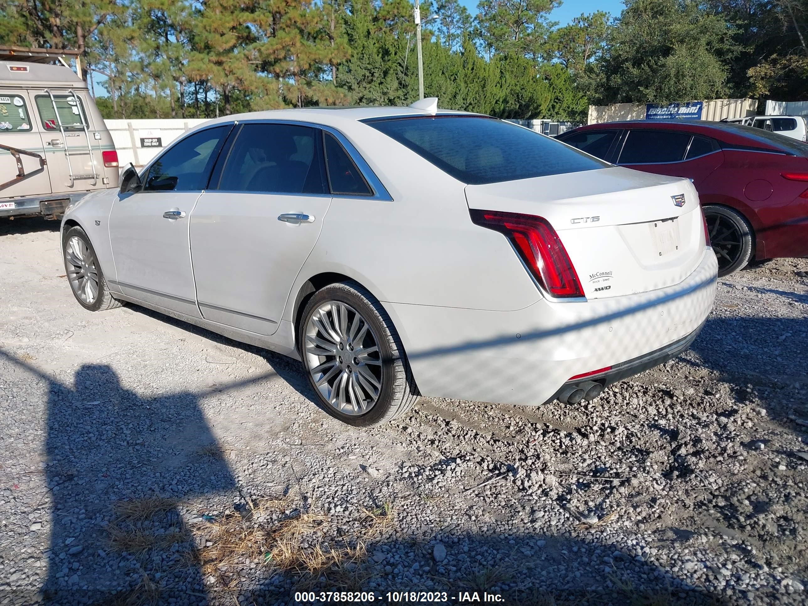 1G6KG5RS0JU138009  cadillac ct6 2018 IMG 2