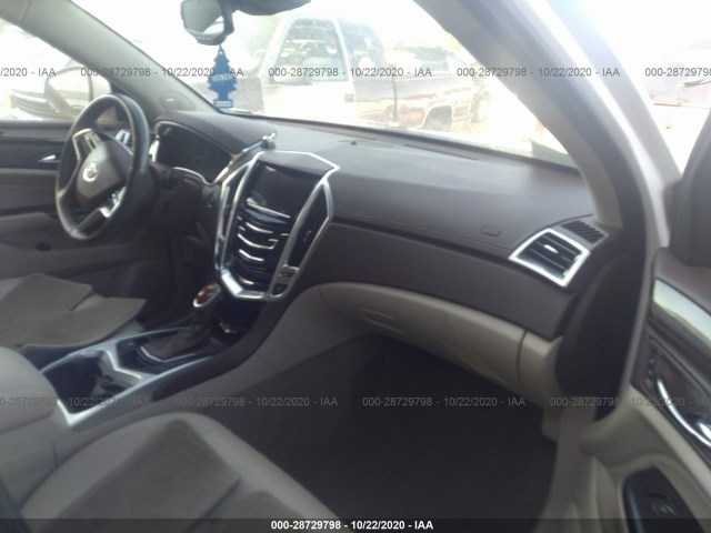 3GYFNCE31FS524107  cadillac srx 2015 IMG 4