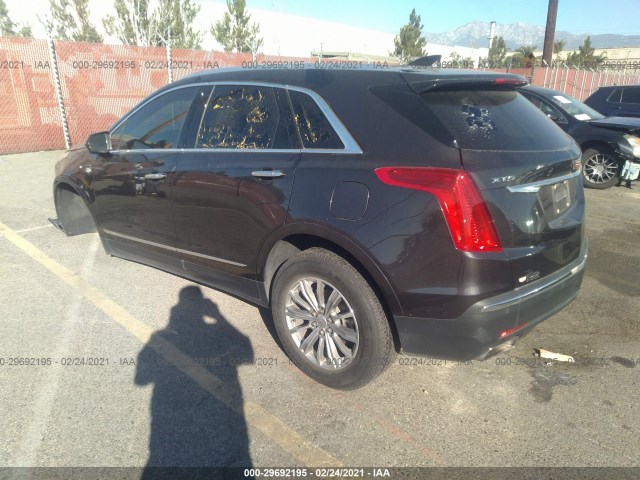 1GYKNBRS2HZ115503  cadillac xt5 2017 IMG 2