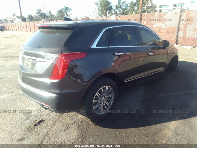 1GYKNBRS2HZ115503  cadillac xt5 2017 IMG 3