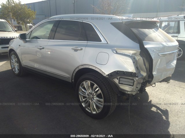 1GYKNERSXJZ236657  cadillac xt5 2018 IMG 2