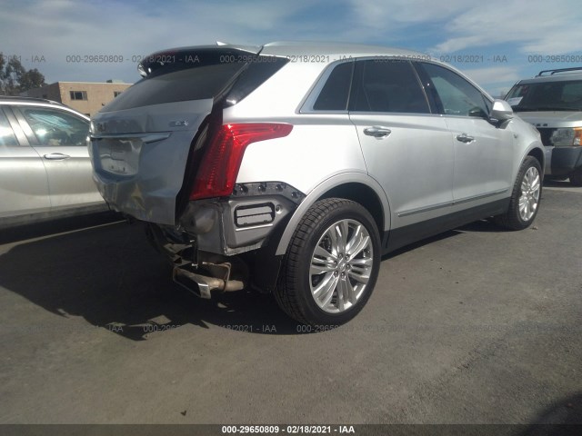 1GYKNERSXJZ236657  cadillac xt5 2018 IMG 3