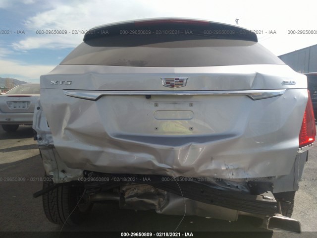 1GYKNERSXJZ236657  cadillac xt5 2018 IMG 5