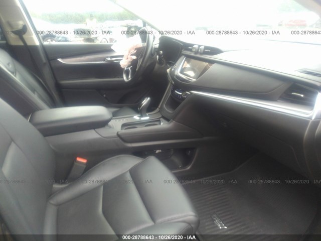 1GYKNFRS9KZ147959  cadillac xt5 2019 IMG 4