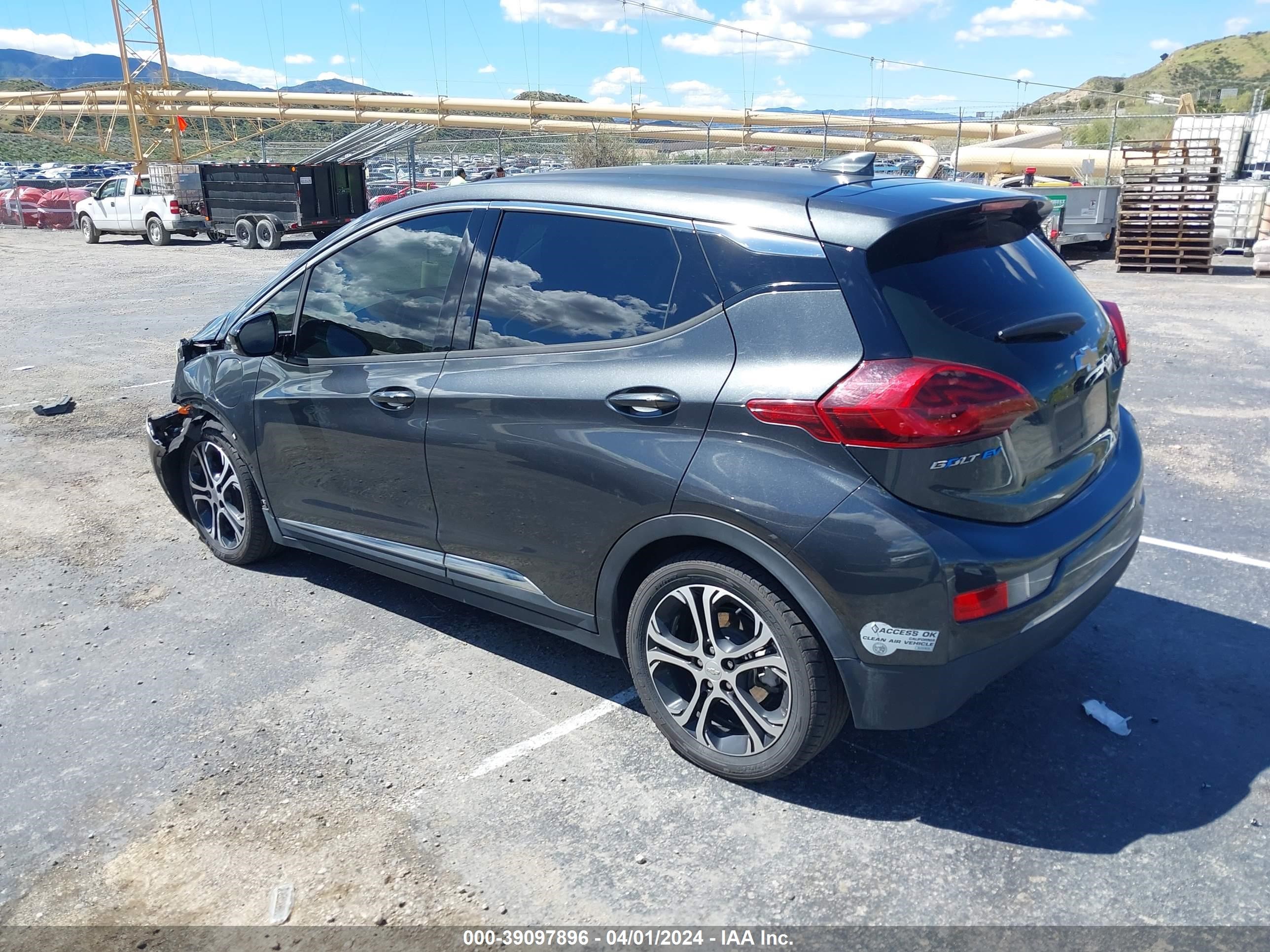 1G1FW6S08H4139959  chevrolet bolt ev 2017 IMG 2