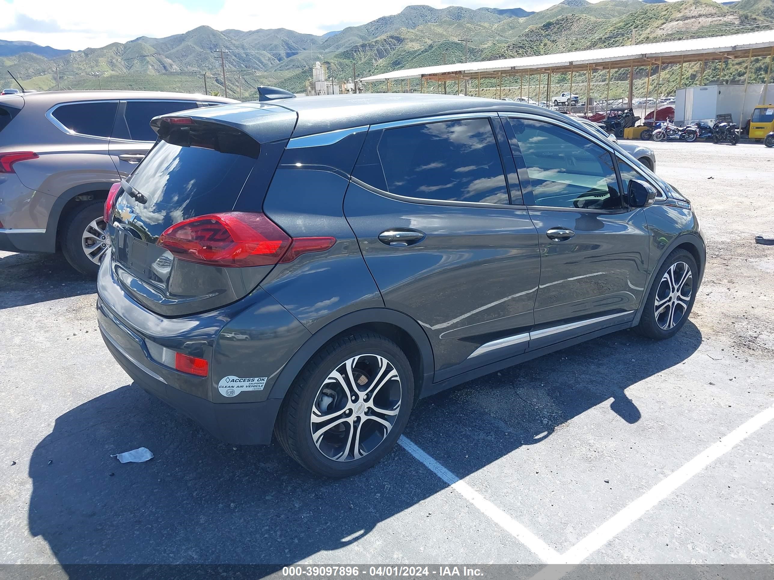 1G1FW6S08H4139959  chevrolet bolt ev 2017 IMG 3