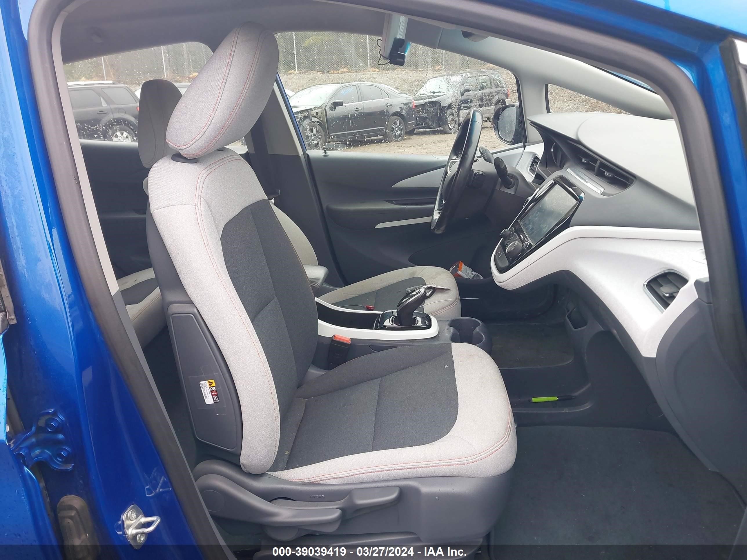 1G1FY6S04L4137256  chevrolet bolt ev 2020 IMG 4